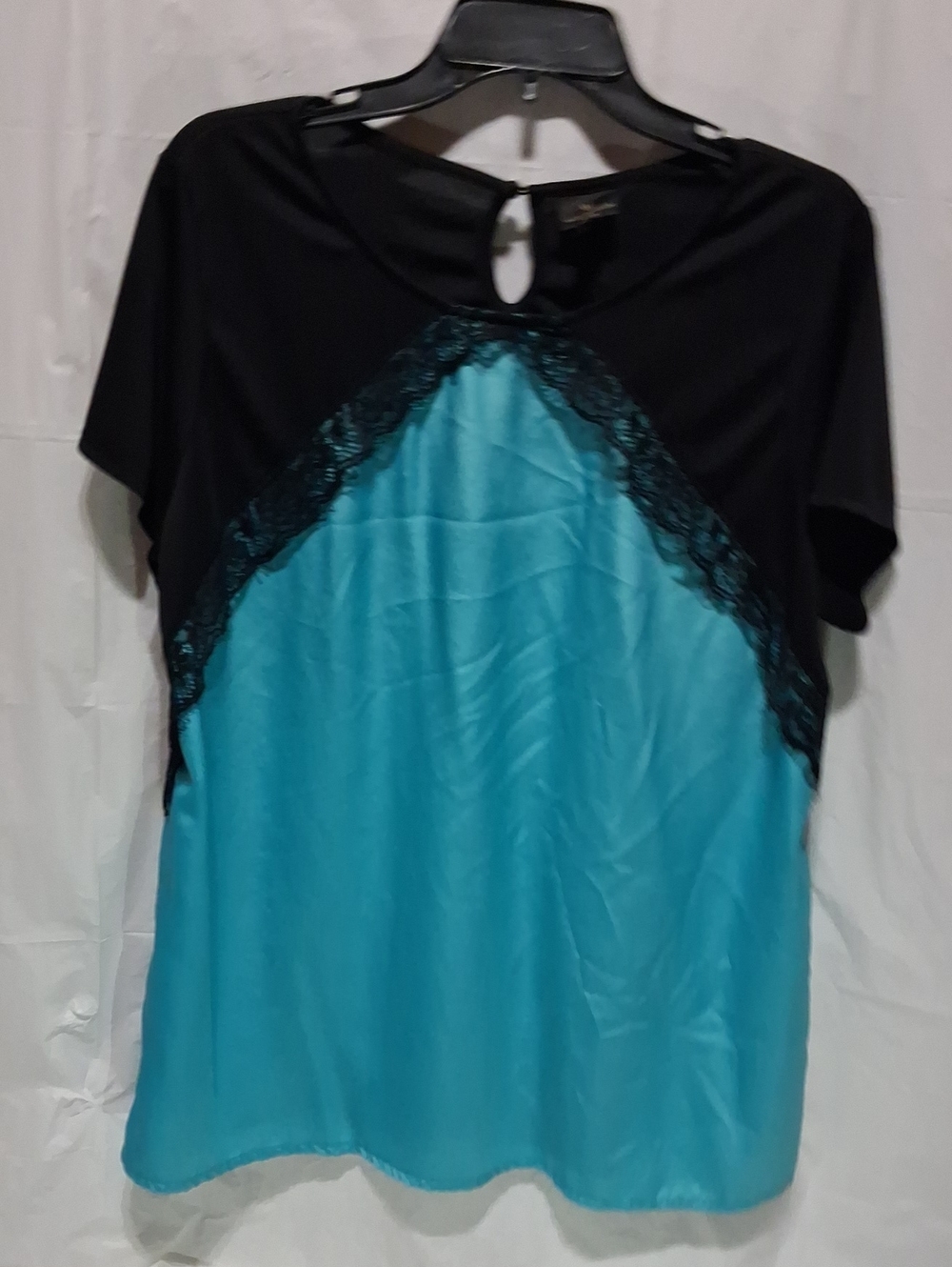 💥Worthington Women's Plus Size Teal Blouse with Black Lace Trim & Illusion Yoke